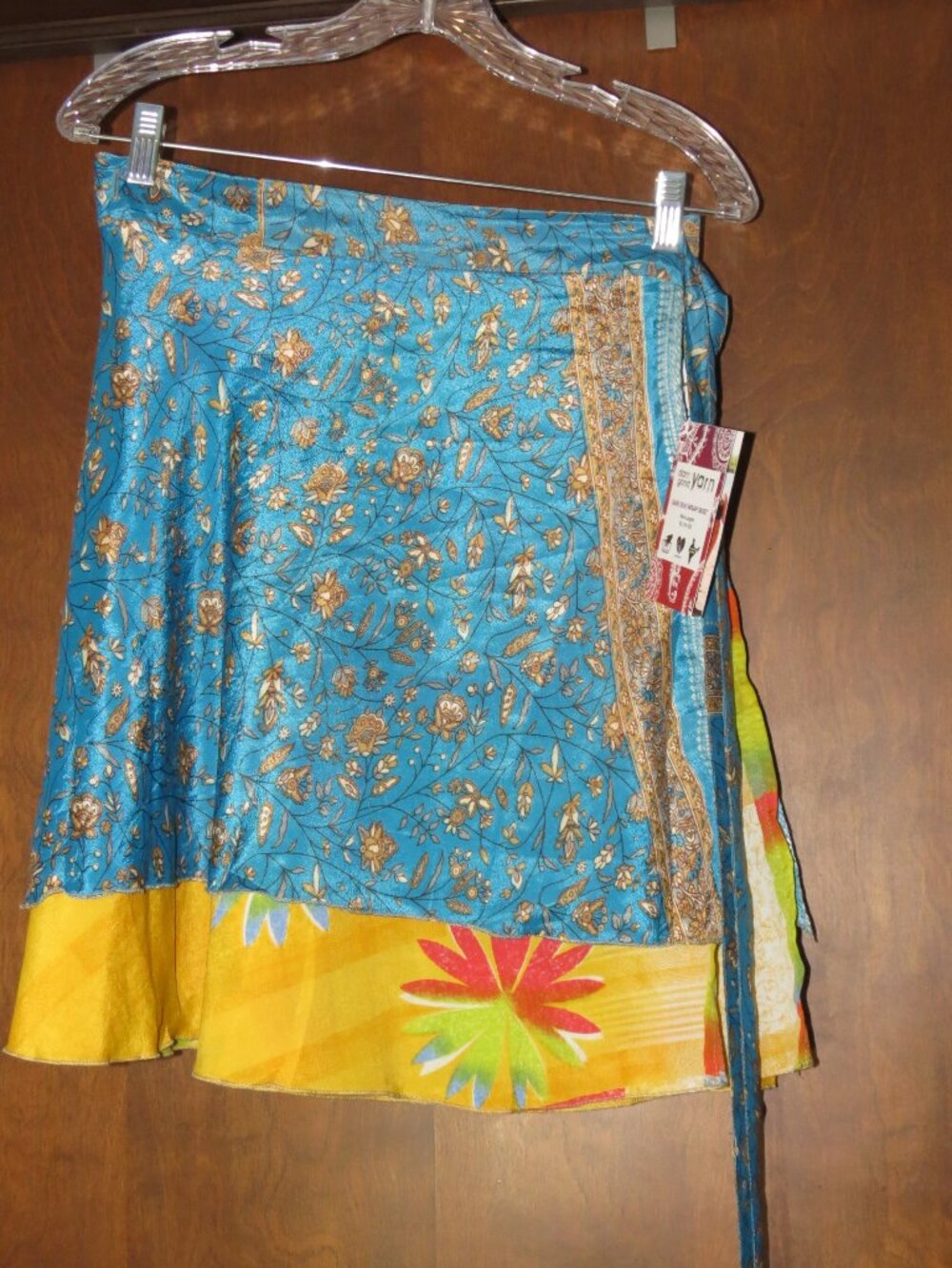 New With Tags Darn Good Yarn Sari Silk Wrap Skirt XL 14-20 Mini Reversible Boho